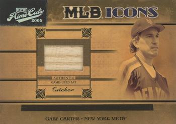 2005 Playoff Prime Cuts - MLB Icons Material Bat #MLB-17 Gary Carter Front