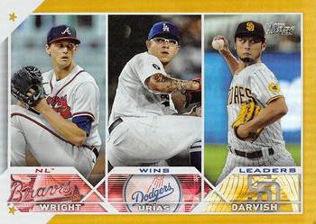 2023 Topps - Gold Foil #284 NL Wins Leaders (Kyle Wright / Julio Urías / Yu Darvish) Front