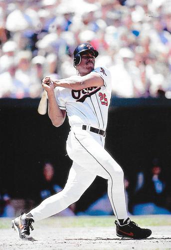 1996 Baltimore Orioles Photocards #NNO Bobby Bonilla Front