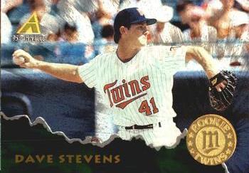 1995 Pinnacle - Museum Collection #163 Dave Stevens Front