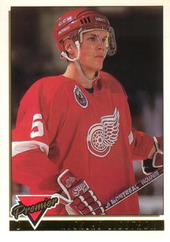 1993-94 O-Pee-Chee Premier - Gold #9 Nicklas Lidstrom Front