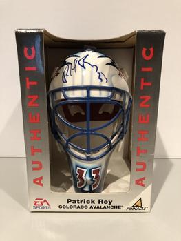 1997-98 Pinnacle EA Sports Replica Masks #NNO Patrick Roy Front