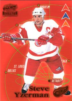 1998-99 Pacific Revolution - Three Pronged Attack #26 Steve Yzerman Front