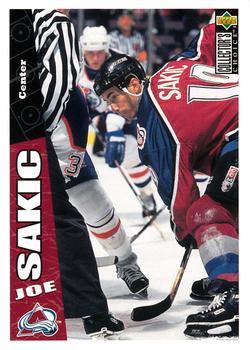 1996-97 Collector's Choice #64 Joe Sakic Front