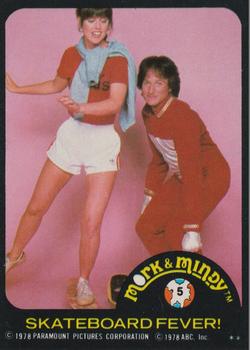 1978 Topps Mork & Mindy - Stickers #5 Skateboard Fever! Front