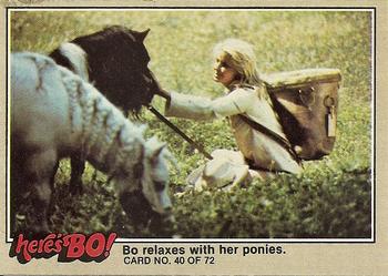 1981 Fleer Here's Bo! #40 Bo relaxes with her ponies. Front
