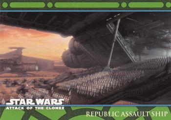 2002 Topps Star Wars: Attack of the Clones (UK) - Vehicles #V8 Republic Assault Ship Front