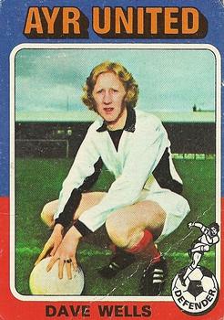 1975-76 Topps Footballers (Scottish, Blue Back) #4 Dave Wells Front